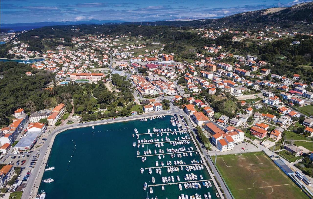 Apartament In Rab With Wifi *