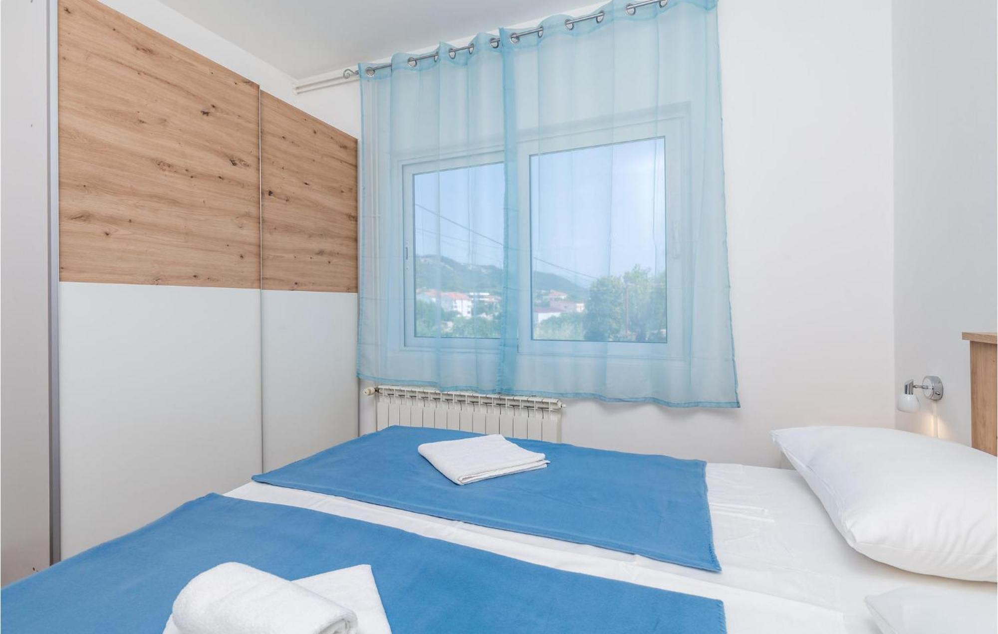 Apartament In Rab With Wifi *